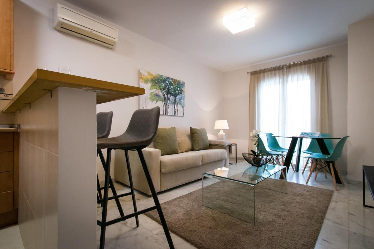 Holidays2Malaga Pena Parking & French Balcony & Smart Tv Bagian luar foto