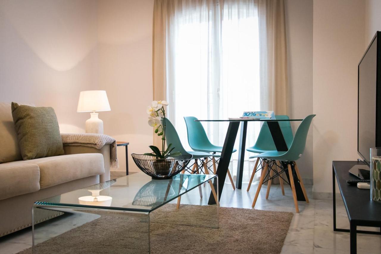 Holidays2Malaga Pena Parking & French Balcony & Smart Tv Bagian luar foto